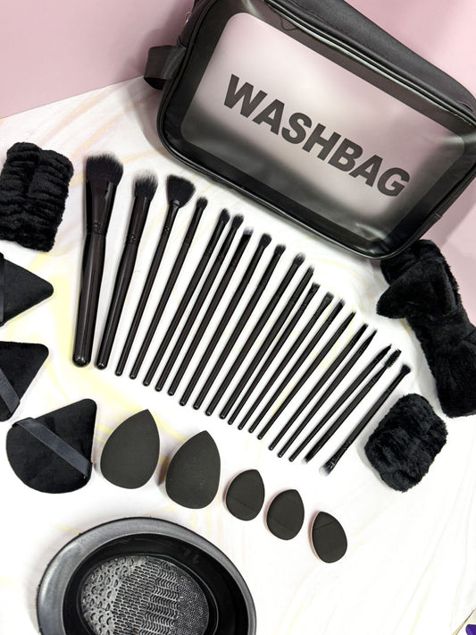 Kit de brochas negras + accesorios