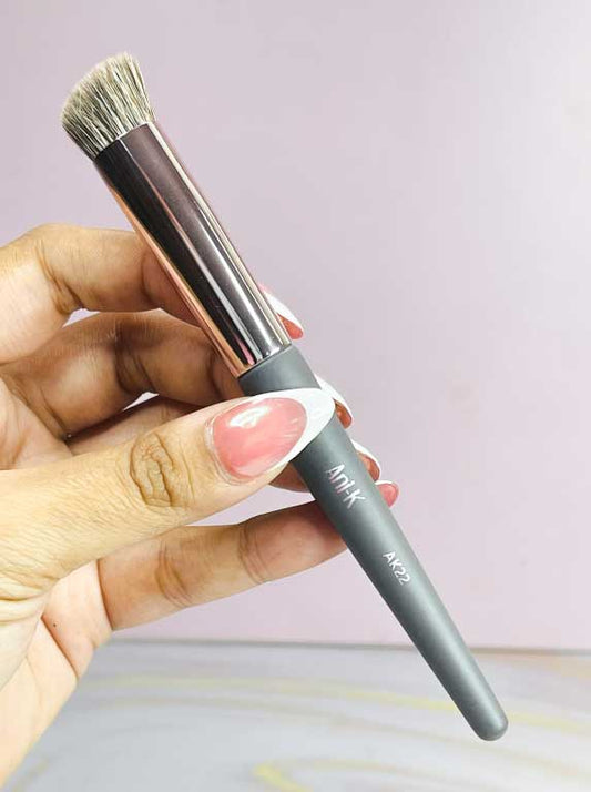 Brocha de corrector ANI-K