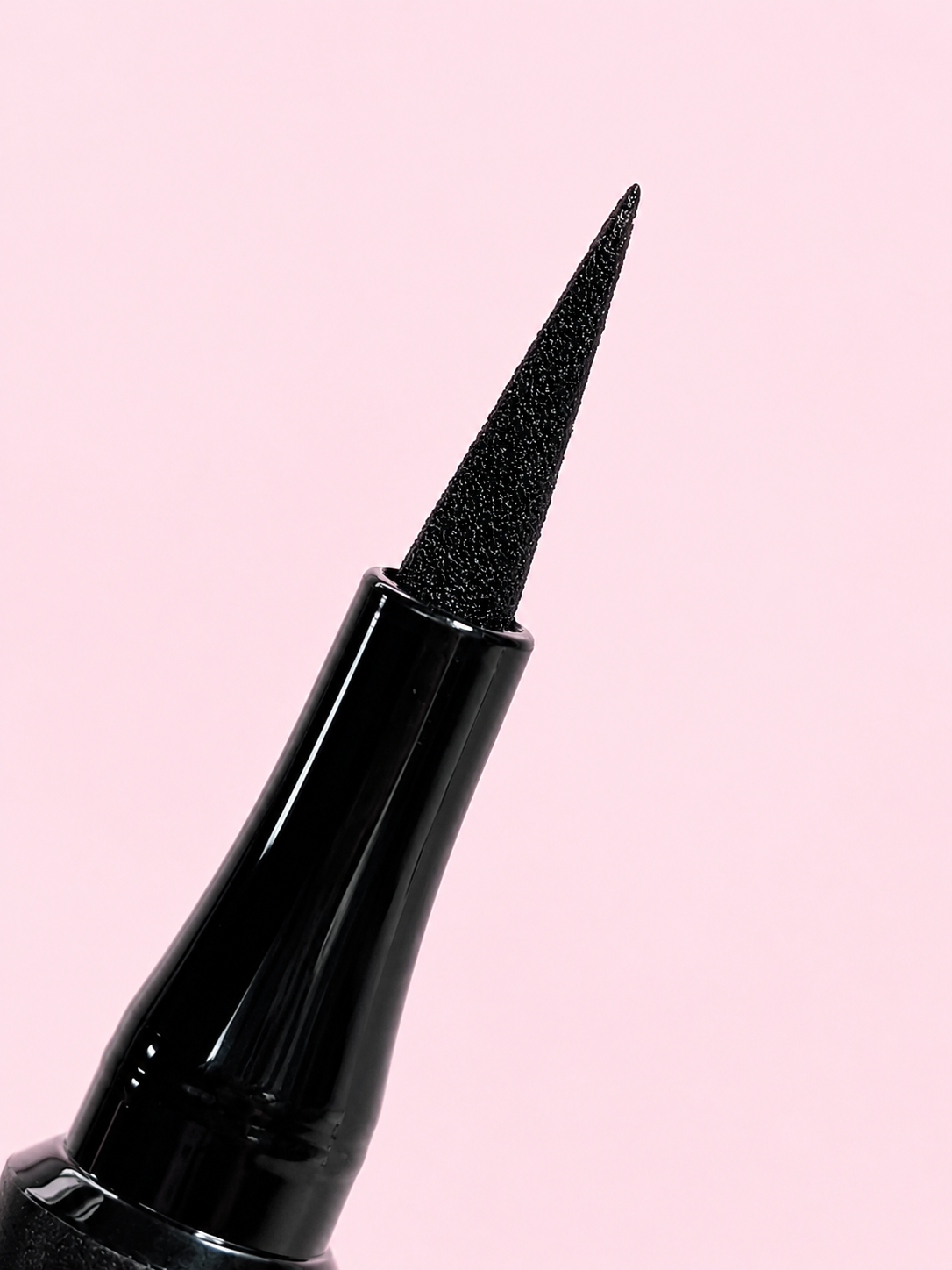 Delineador para ojos en plumón NEGRO Girly