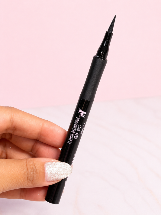 Delineador para ojos en plumón NEGRO Girly
