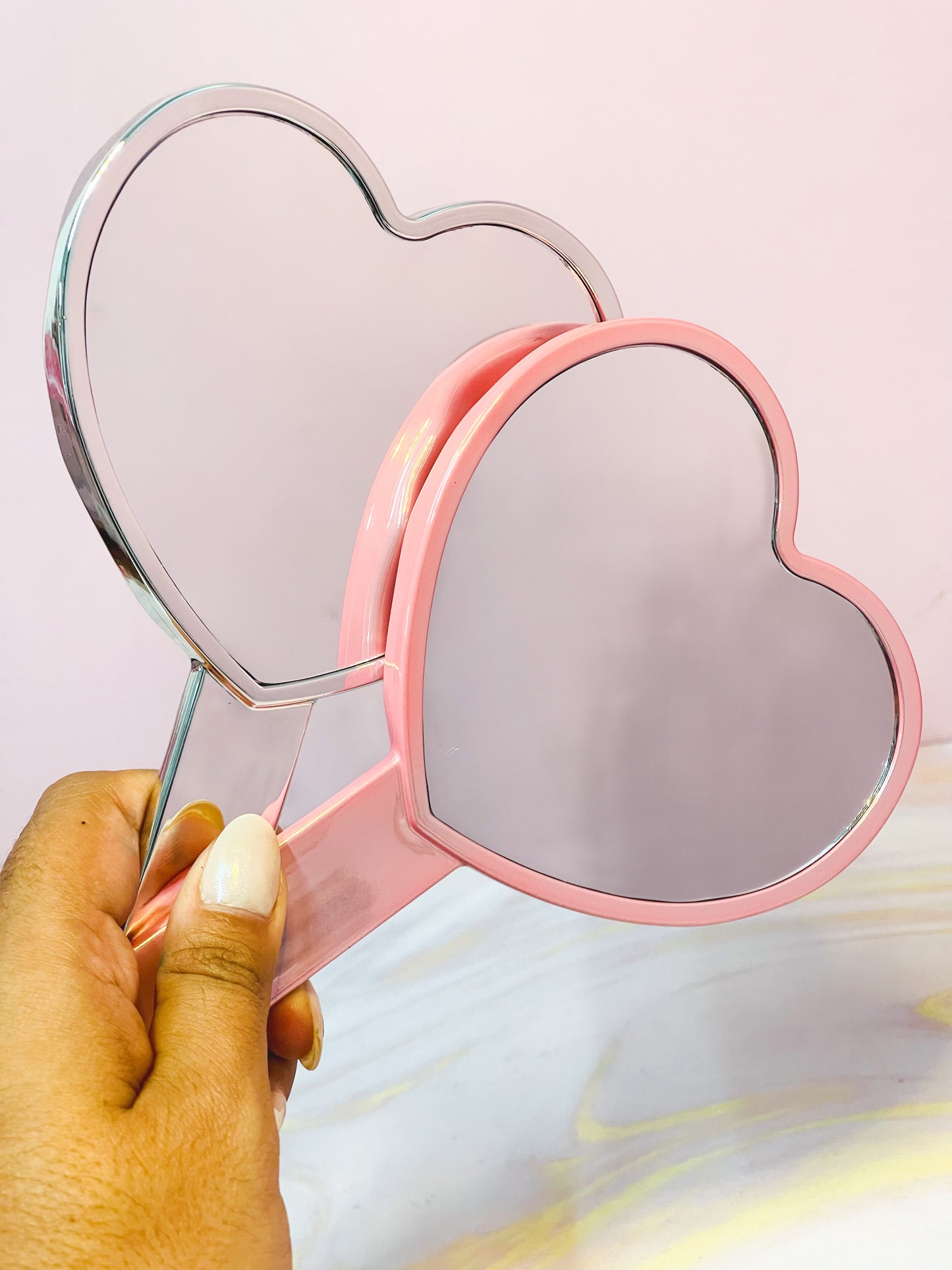 Espejo de corazón metalizado