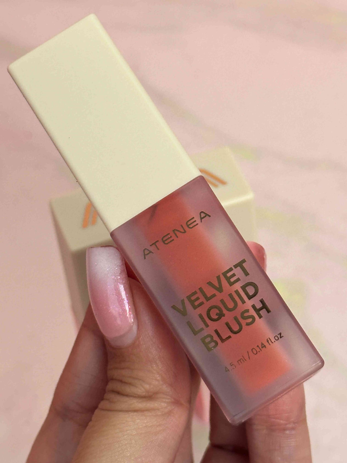Rubor liquido Velvet Atenea