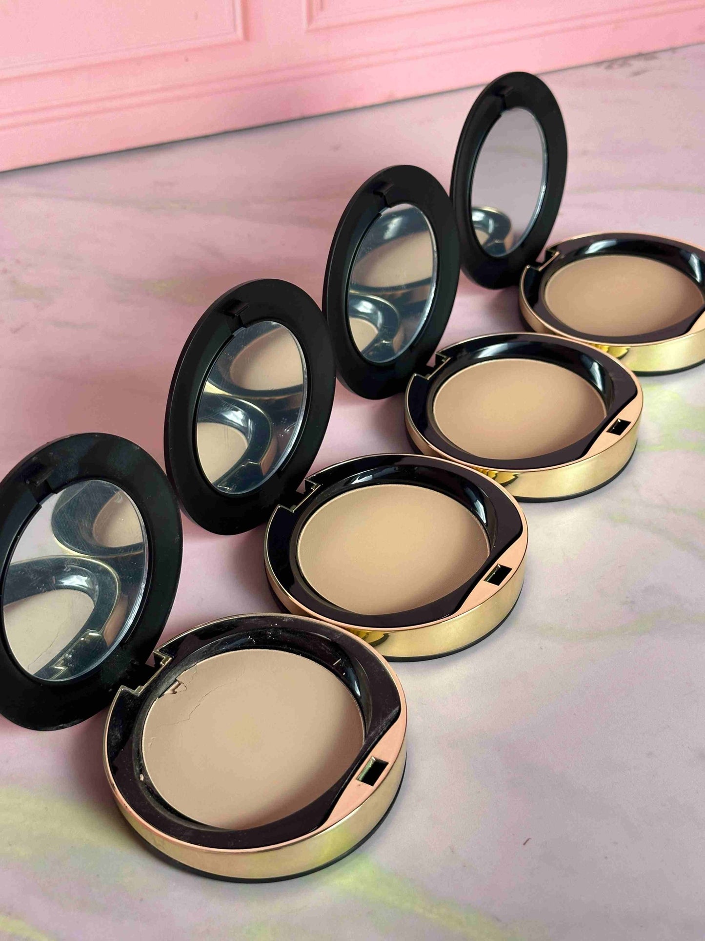 Polvo compacto Milani