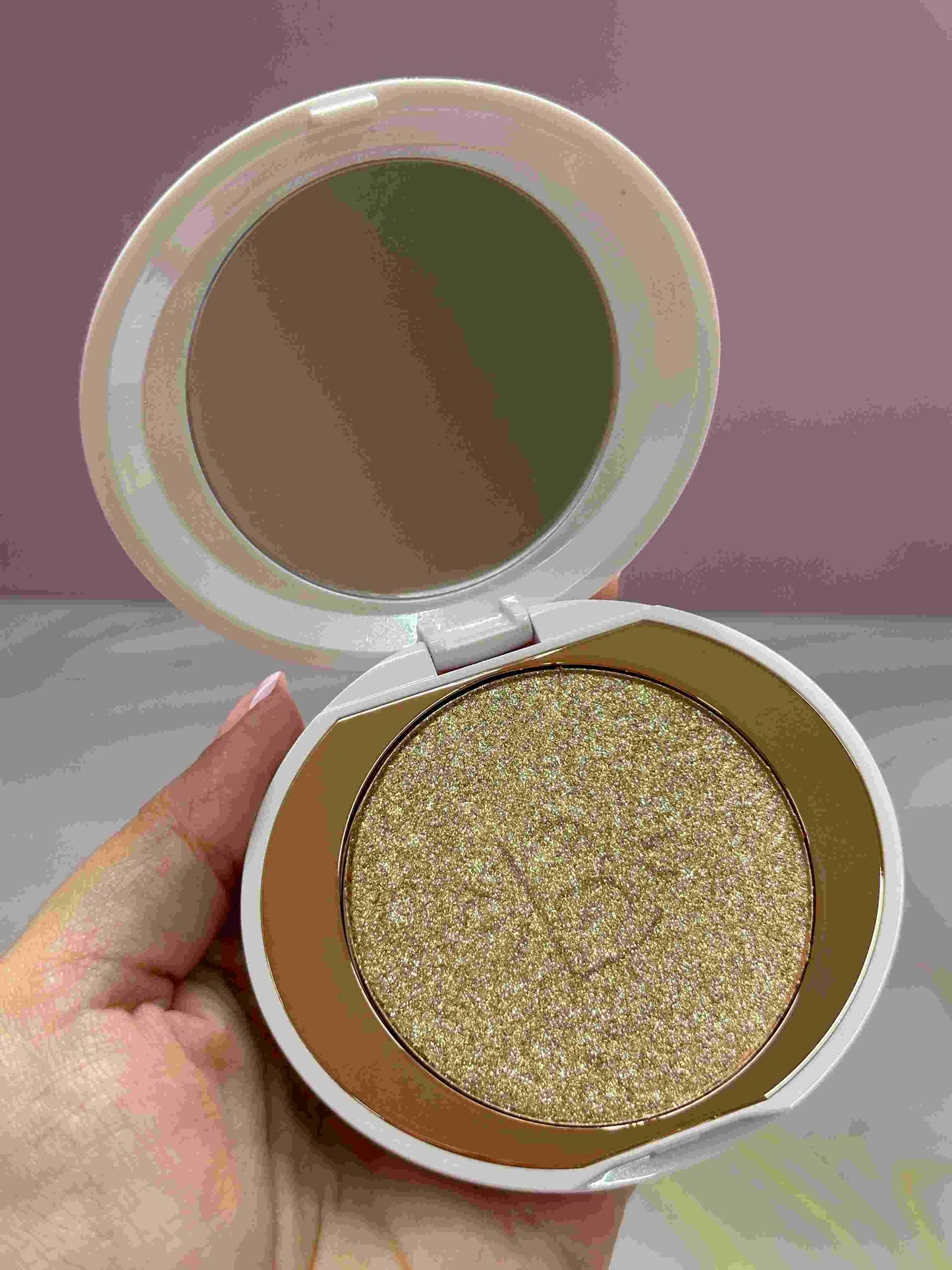 Iluminador Bloom Glow Bloomshell