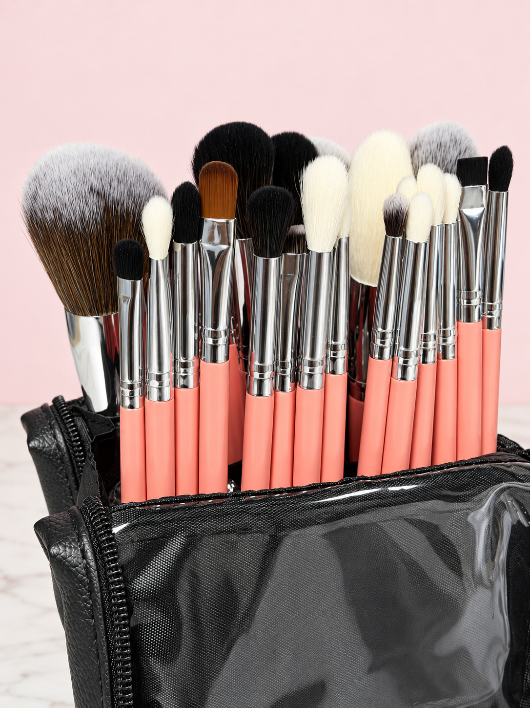Kit Profesional Neón x 24 Brochas + Cosmetiquera Negra REF OH-26-095