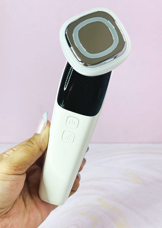 Masajeador facial con efecto Lifting