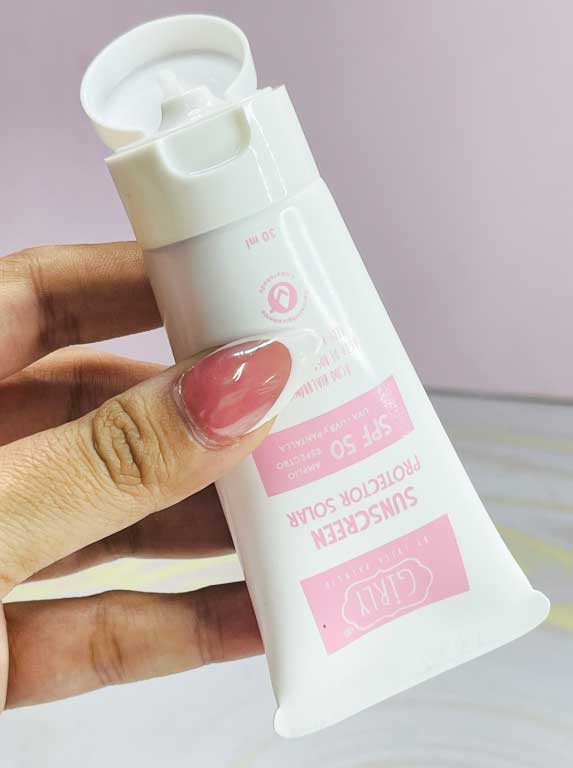 Protector solar MINI sin color Girly