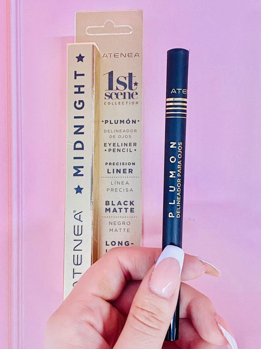 Delineador en plumón 1st scene Atenea