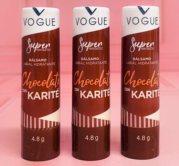 Bálsamo hidratante de labios Vogue