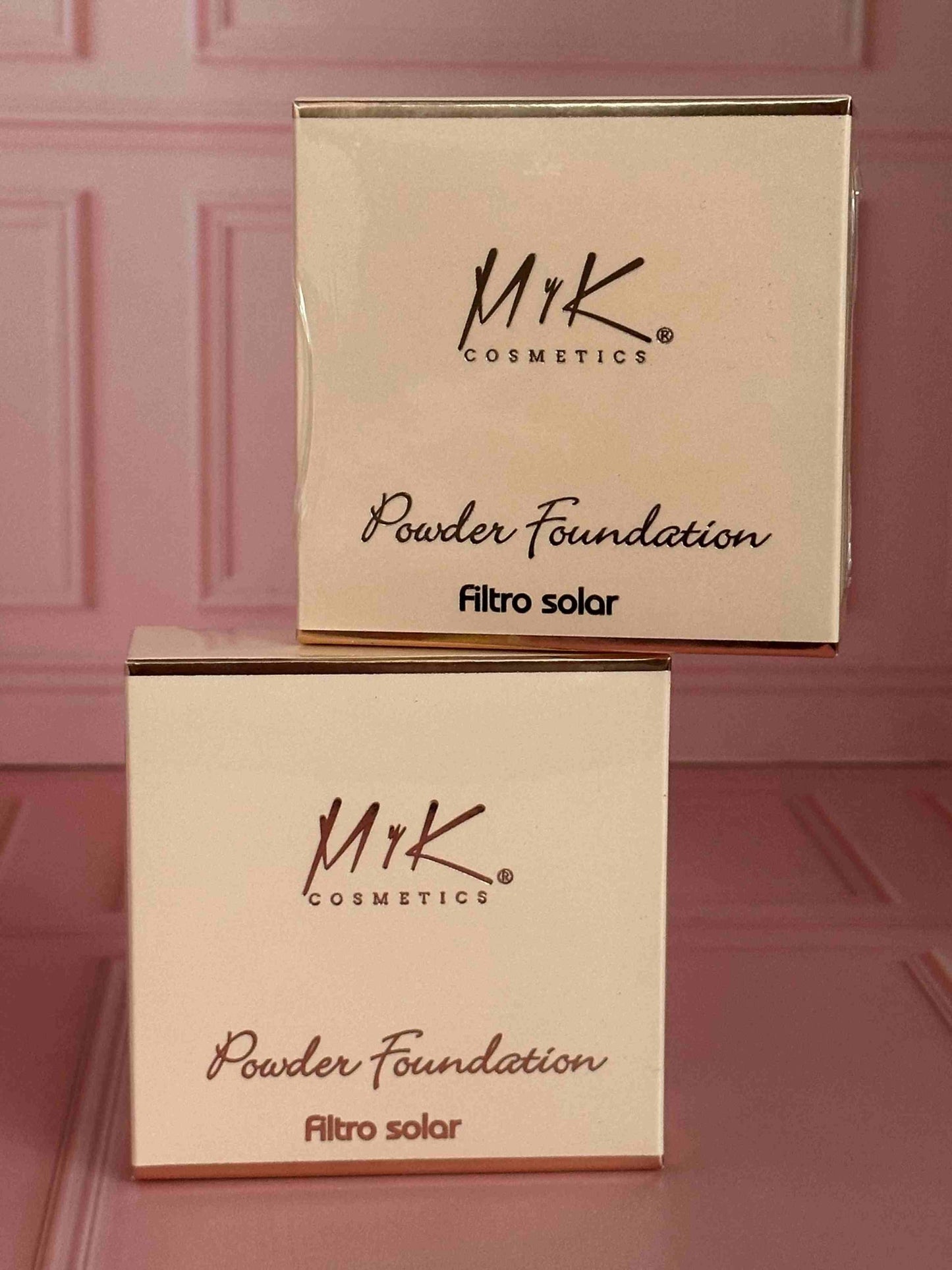 Polvo compacto con filtro solar MYK