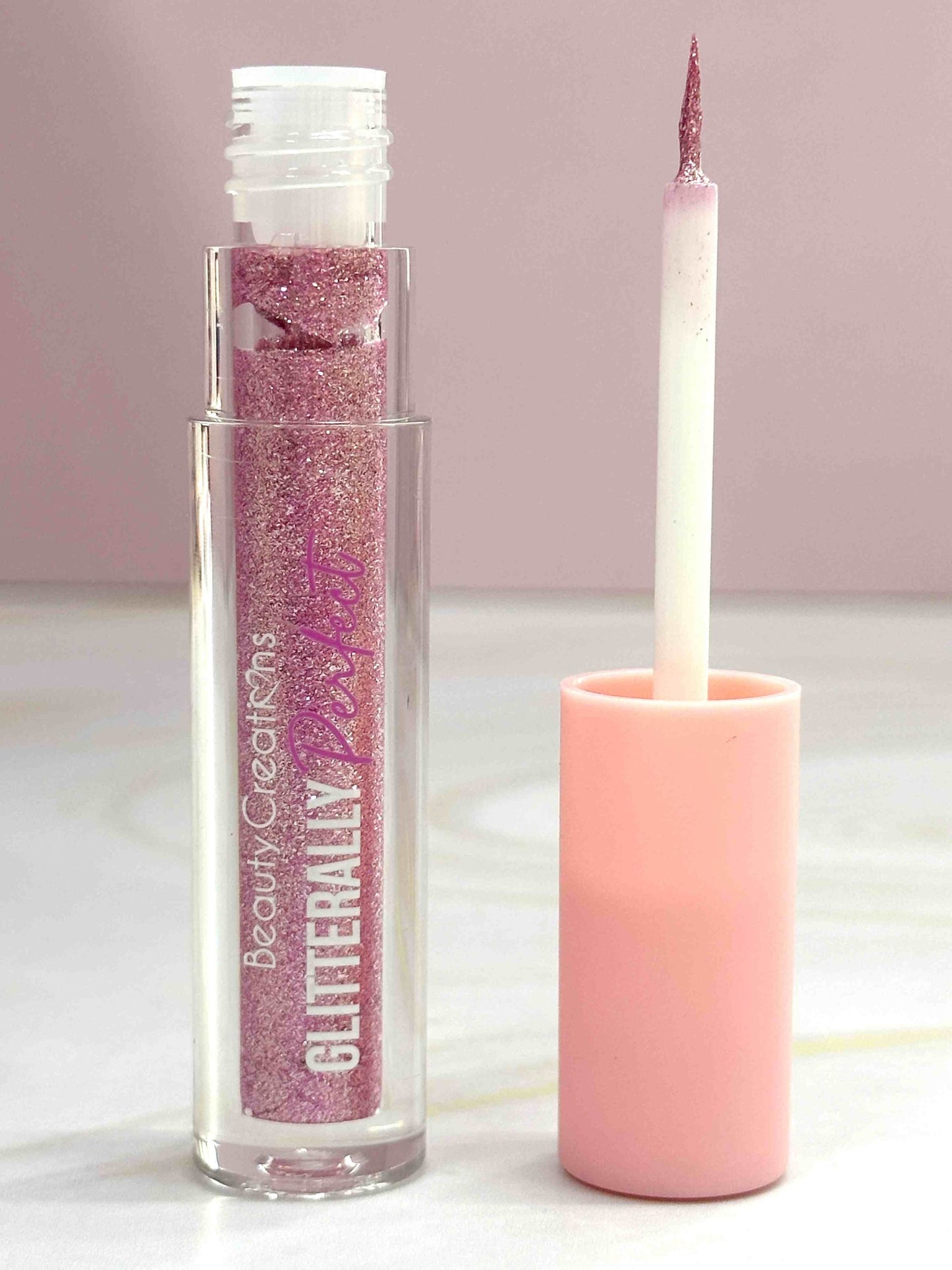 Delineador glitterally perfect Beauty Creations