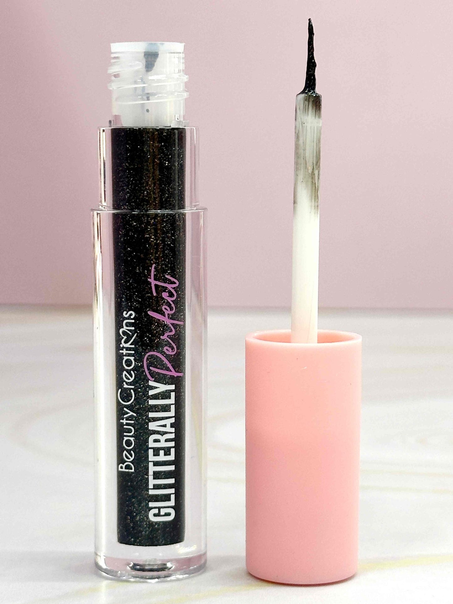 Delineador glitterally perfect Beauty Creations