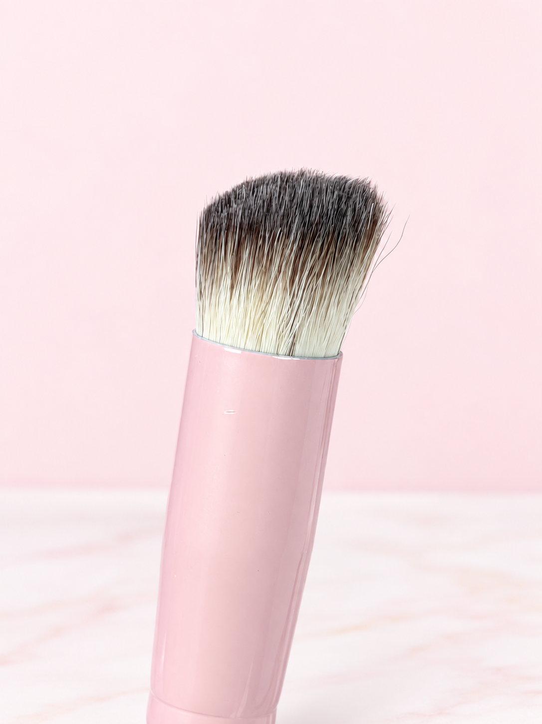 Brocha de Corrector Rosada REF OH-26-019 Ruby Face