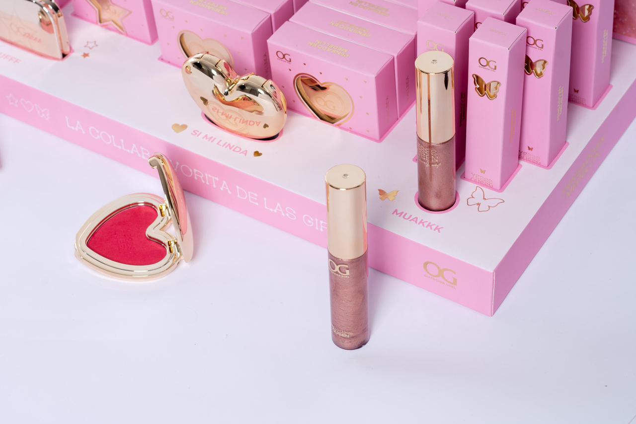 DISPLAY Rubor, Iluminador y Brillo de Labios (12 de cada uno + probador) Yess Queen X OG