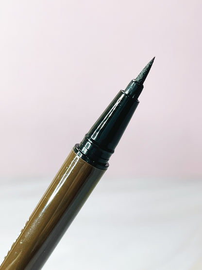 Delineador en plumón CAFÉ OG