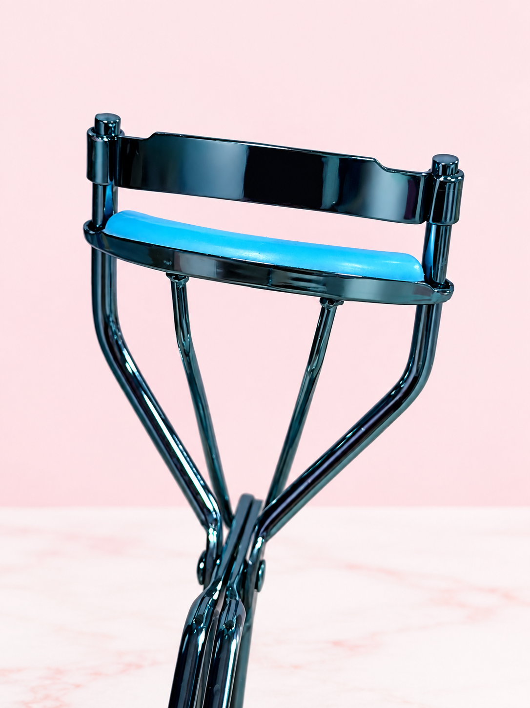 Encrespador Metalizado Professional Eyelash Curler REF OH-26-027 Ruby Face