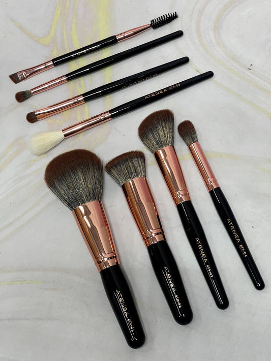 Kit de brochas Glam Rose x 8 con Cosmetiquera negra Atenea