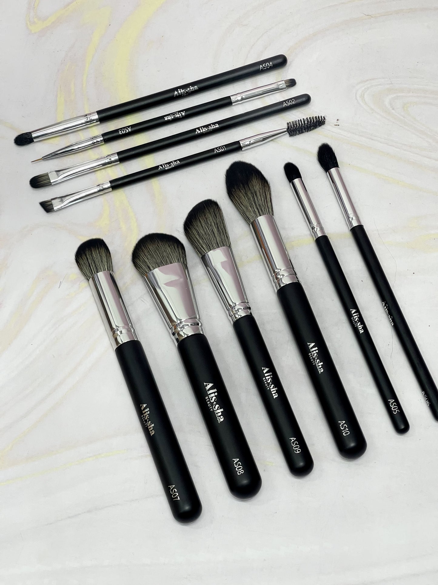 Kit de brochas profesionales negras x10 Alissha