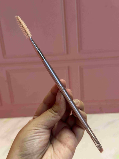 Brocha de cejas C1 Bloomshell