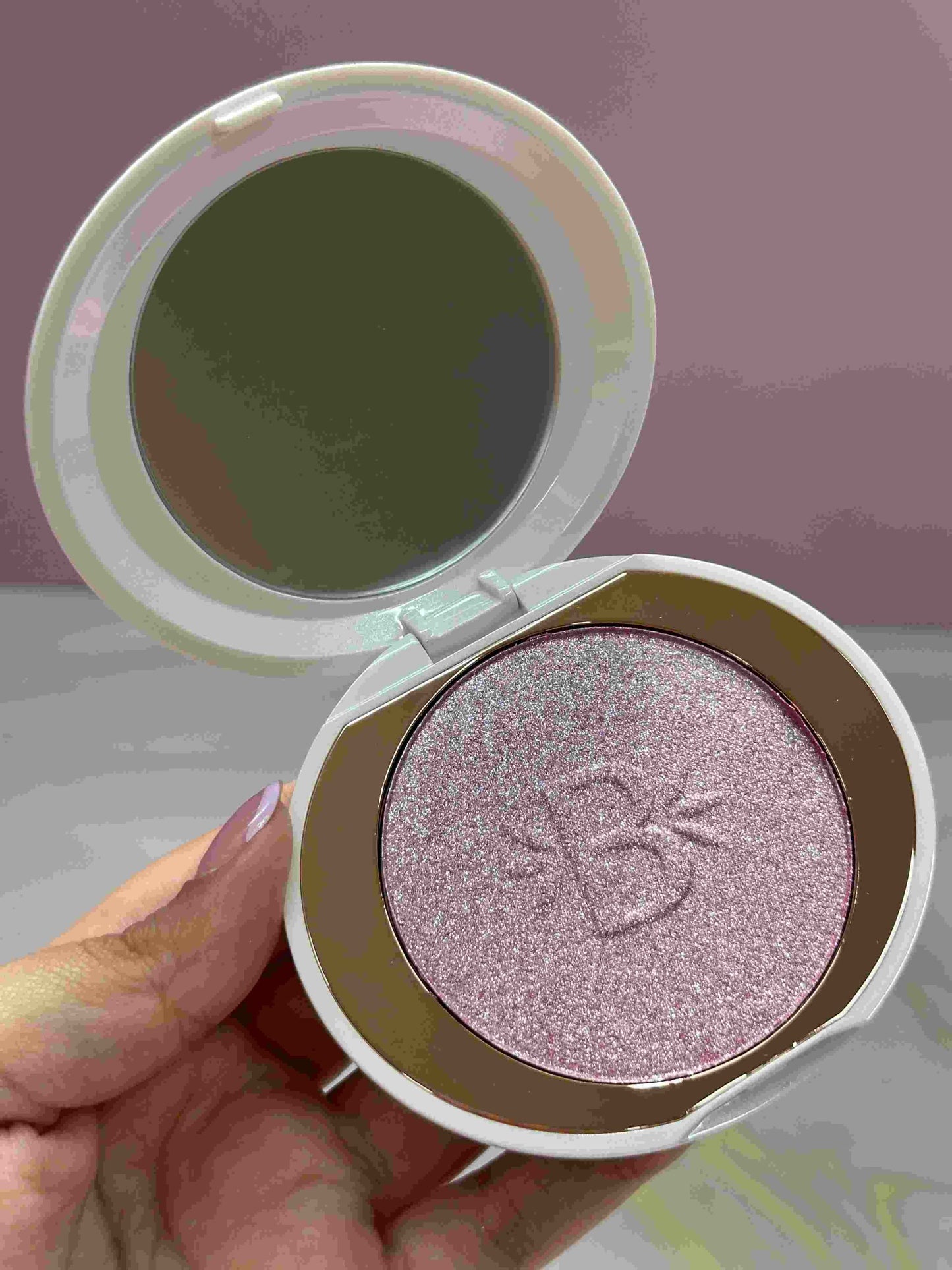 Iluminador Bloom Glow Bloomshell