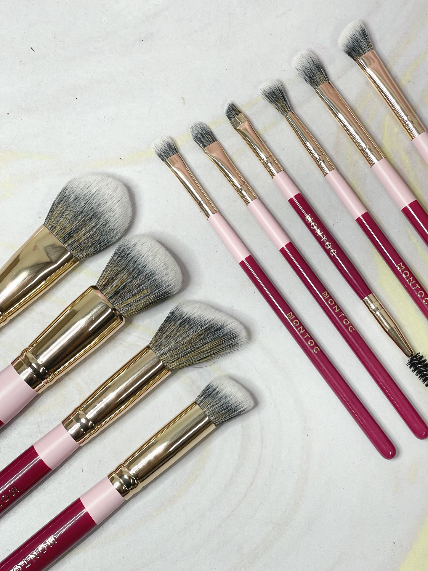Kit de brochas Fluffy Montoc