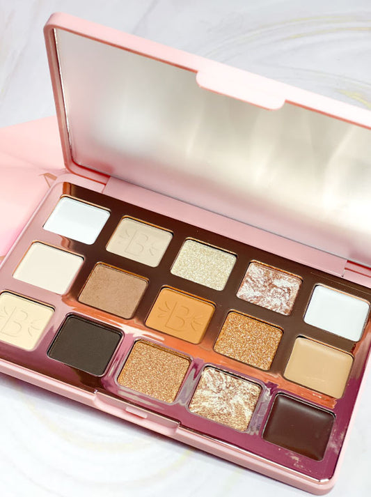 Paleta de sombras Bloom Nude Allure REF 1 con satinados Bloomshell