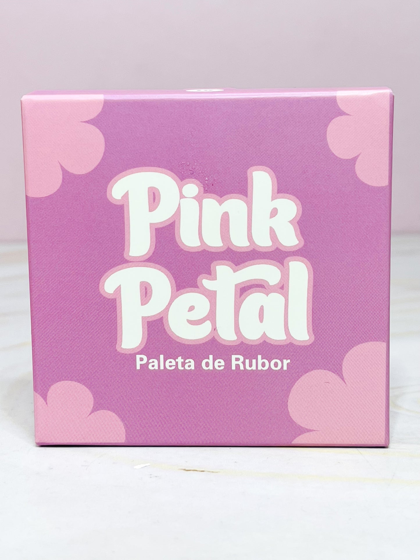 Trio de rubores + iluminador Pink Petal Alma Beauty
